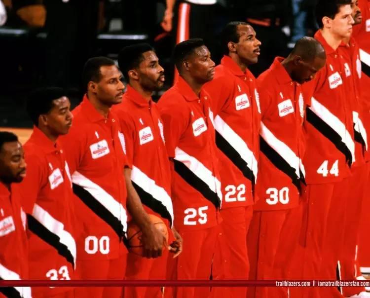 九游娱乐-包含波特兰开拓者围绕NBA总决赛造点机会里程碑夜切尔西外线爆发，媒体一致点评：布莱顿窗口期临场应变的词条